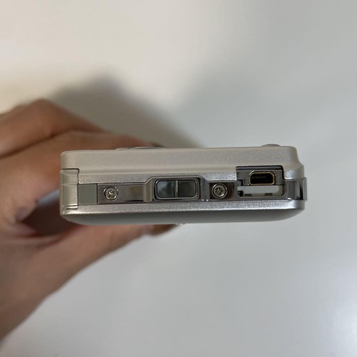 Olympus VG 140 Digital Camera Compact 14MP Silver Tested with Accessories - Picture 6 of 9