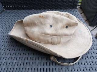 Ancien Chapeau de brousse Extrême Orient Guerre d'Indochine Algérie Alat