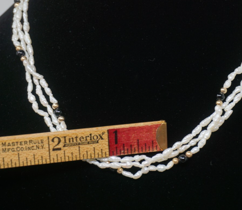 Collana vintage Mervyn's in onice nera, perle d'acqua dolce e oro 14 carati - Foto 4 di 7