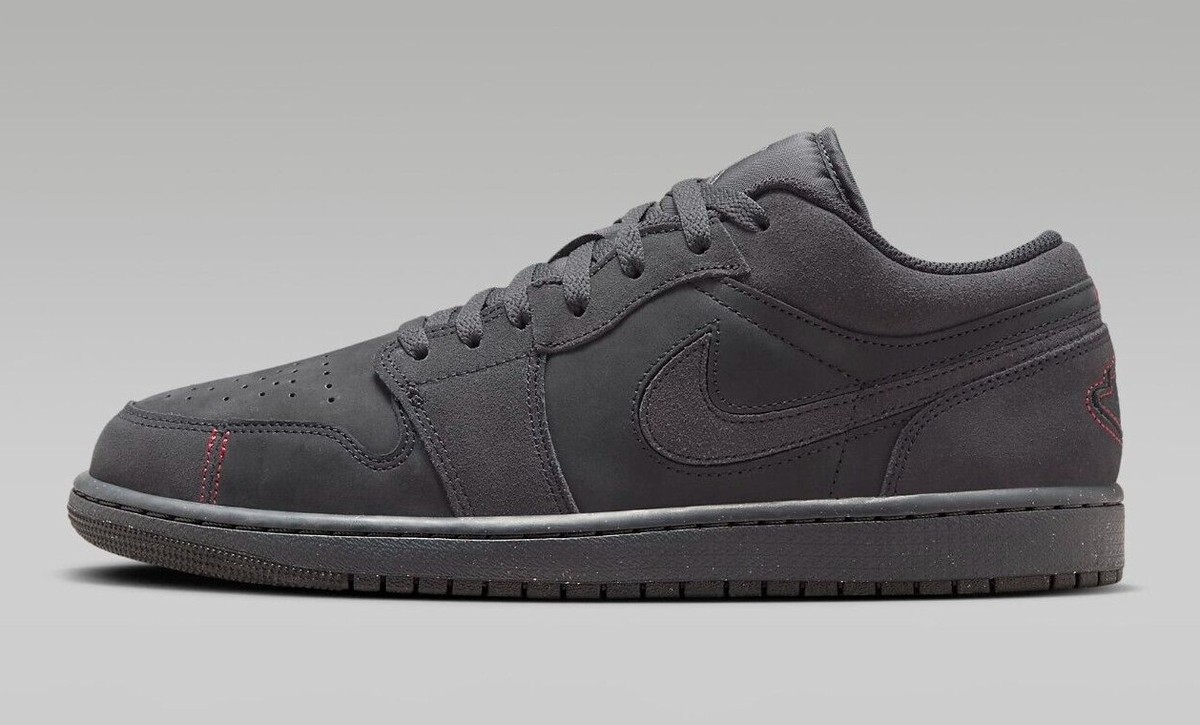 シューズ(男性用) Nike Air Jordan 1 \"Black and Smoke Grey\" Air Jordan 1 'Black and Smoke Grey' (DZ5485-051) Release