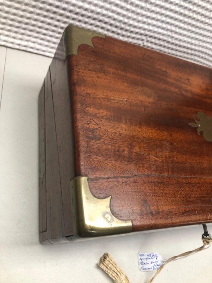 1821c. Escritorio portátil Springweller & Thomson herrajes de latón palo de rosa Foto 2 de 4