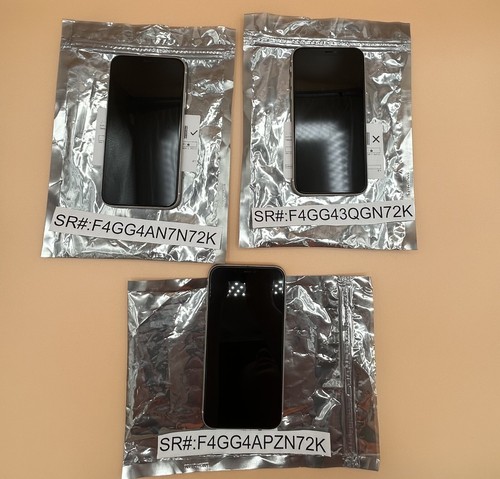 Apple iPhone 11 (64GB) SOLD TOGETHER!!(CARRIER LOCKED)