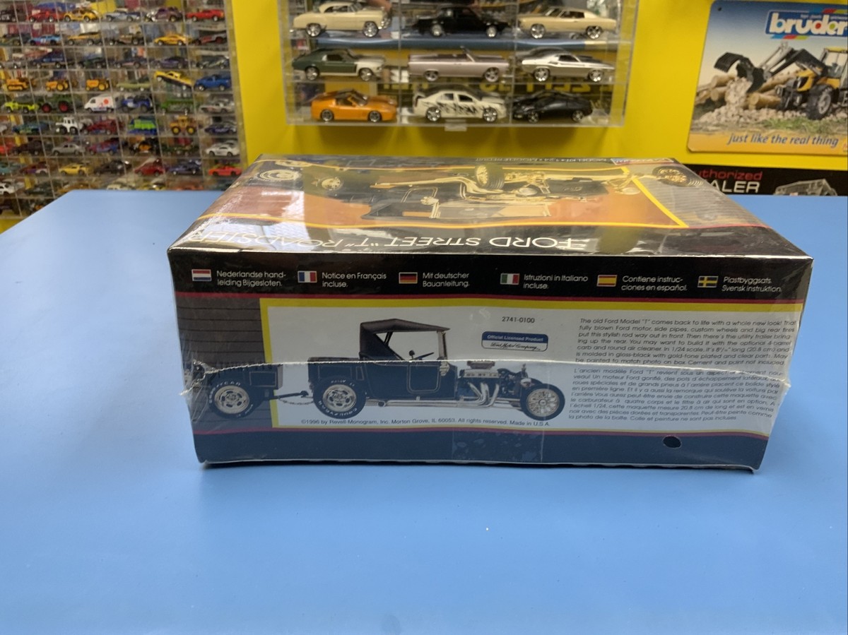1/24 MONOGRAM quartzo サンダーバード オールドモビル 1/24