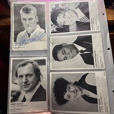 9 x The Bill Cast cards including signed Stephen Beckett. P.C. Mike Jarvis 