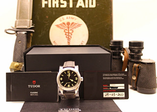 Tudor Ranger 79950 39mm Black Dial 2022 Full Set Box Papers Leather Strap