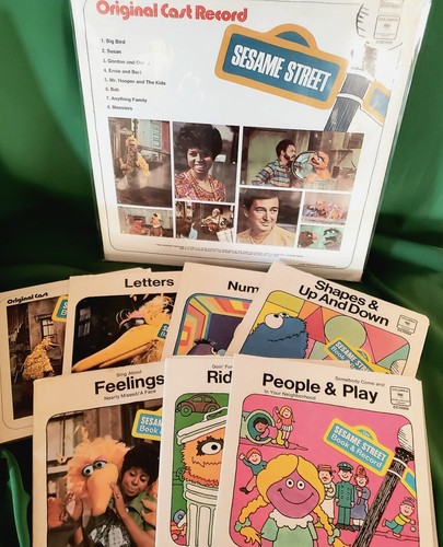 Reproductor de colección Sesame Street Playtime 1981 y álbum sellado + conjunto de los años 45 ¡FUNCIONA! - Imagen 8 de 22