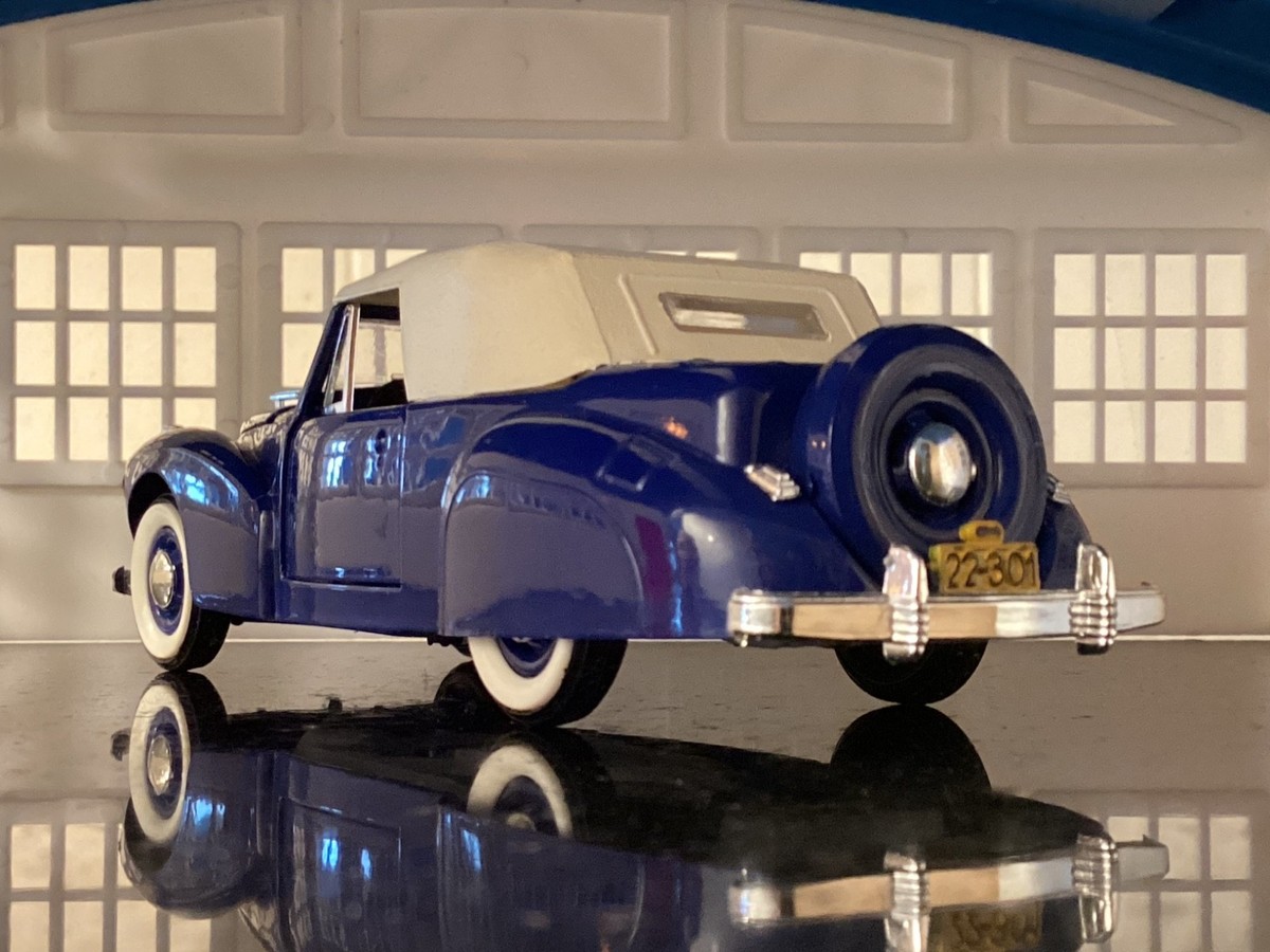 A Lincoln Continental cabriolet 1/43 diecast by RIO / Italy | eBay