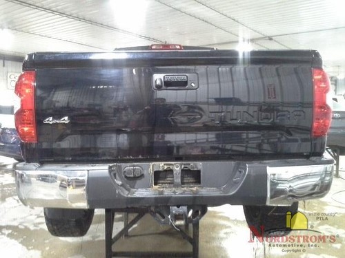 Pinza de freno delantera izquierda Toyota Tundra 2021 - Imagen 6 de 12