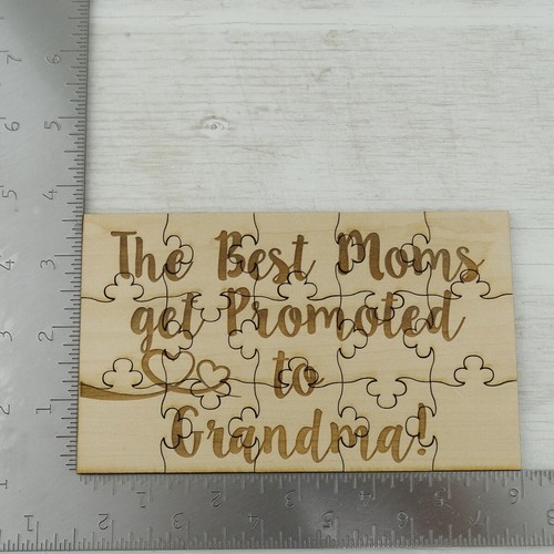 The Best Moms Get Promoted to Grandma 15 Pc Jigsaw Puzzle Engraved Wood Surprise - 第 5/5 張圖片