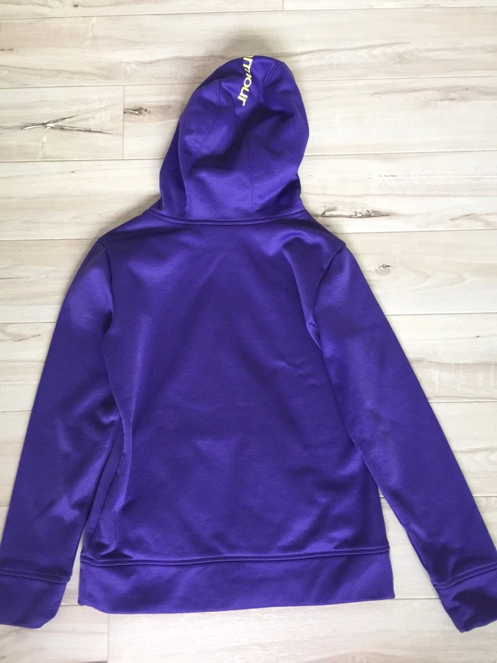 SUÉTER CON CAPUCHA UNDER ARMOUR YMD GRÁFICO COLOR MORADO Foto 2 de 4
