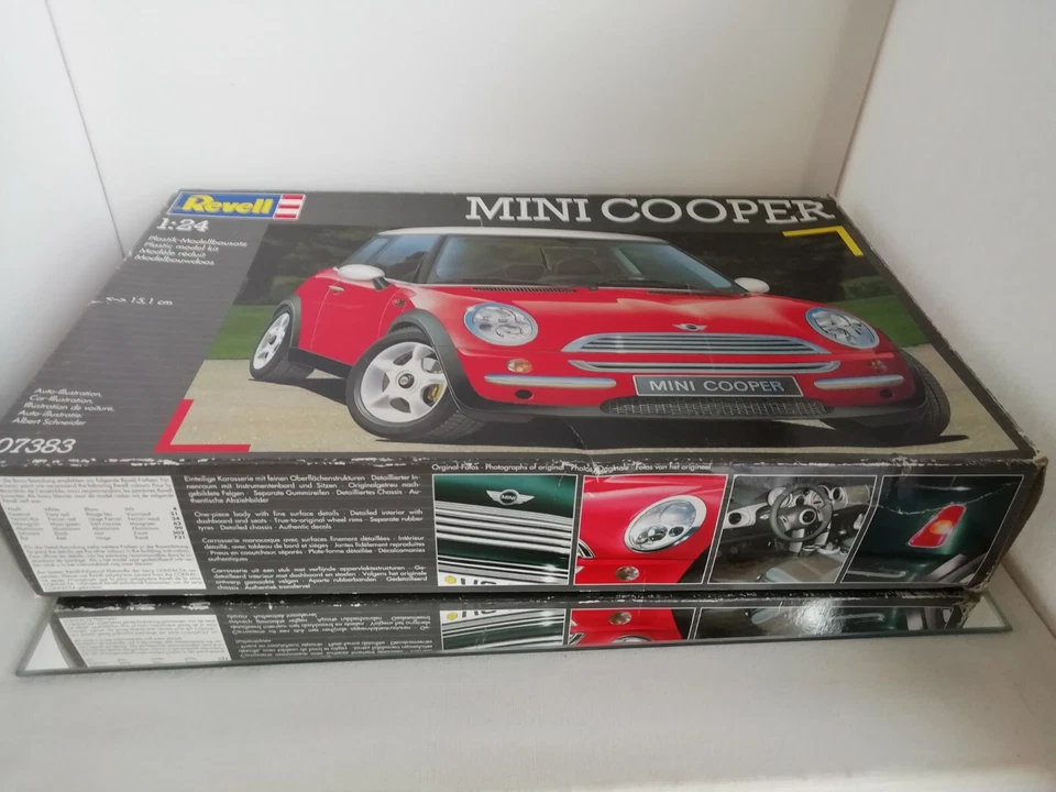 KIT MODELLO REVELL 07383 MINI COOPER IN SCALA 1:24 IN SCATOLA - Immagine 3 di 4