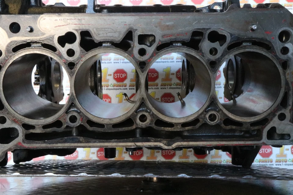 Bloque de cilindros del motor Volkswagen Jetta 2011 2012 2013 2014-2020 06K103023N OEM Foto 3 de 4