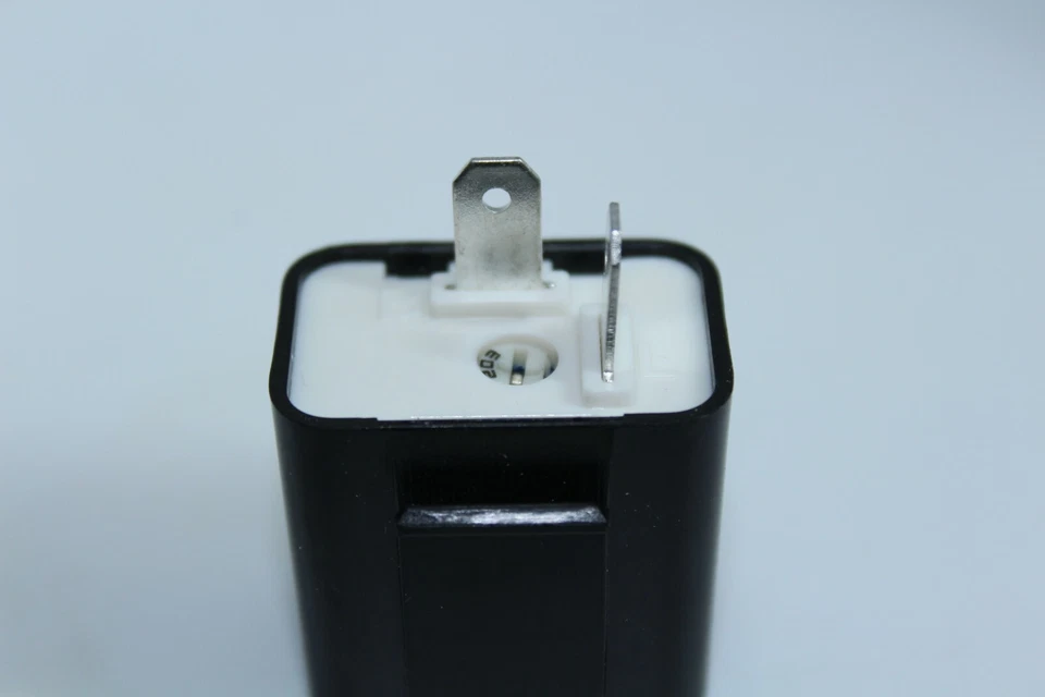 Relais Centrale Clignotant Réglable Anti Erreur 12V LED Scooter Moto Quad 2 PINS - Immagine 4 di 4