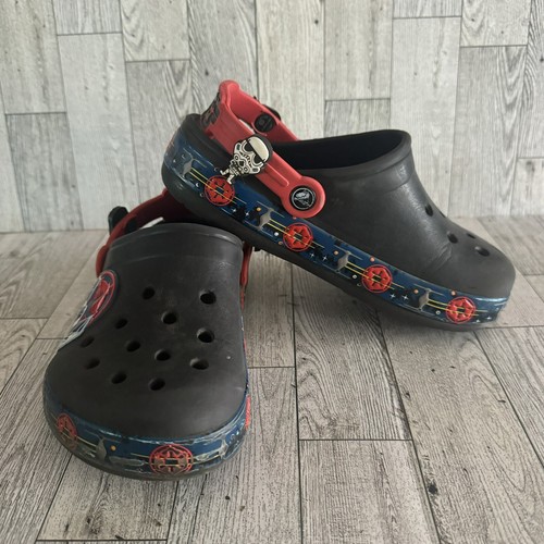 CROCS Crocband Star Wars Darth Vader Saber Slip on Clog Youth J2 With Charms - Picture 4 of 11