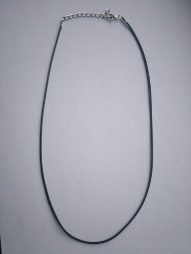Betonschmuck Kettenanhänger mit Kette, handgefertigt - Bild 3 von 3