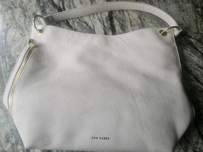 Ted Baker White Leather Handbag with Clip Closure and Shoulder Strap - Image 1 of 4