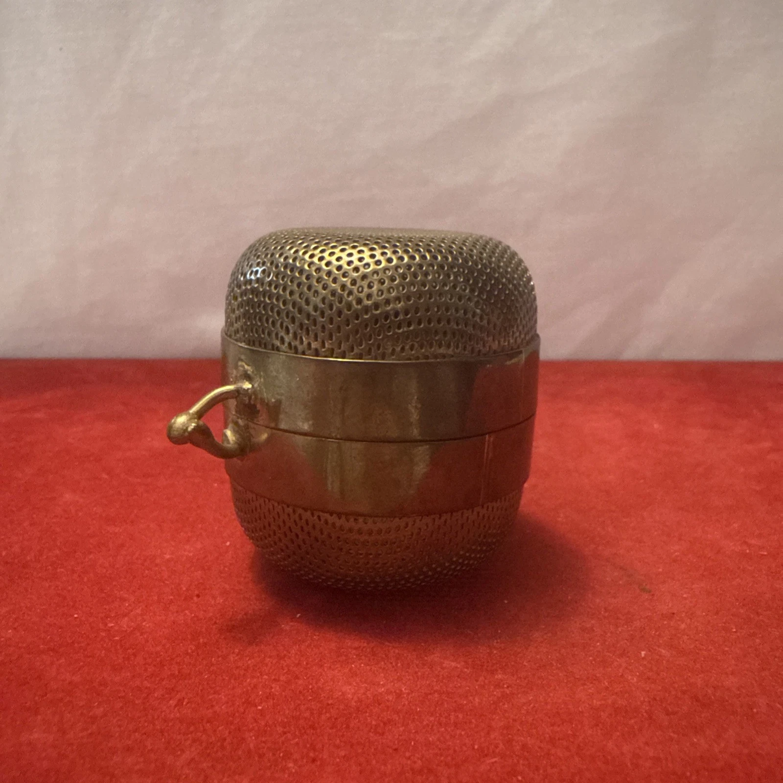 vintage Brass tea ball infuser
Opens in a new window or tab