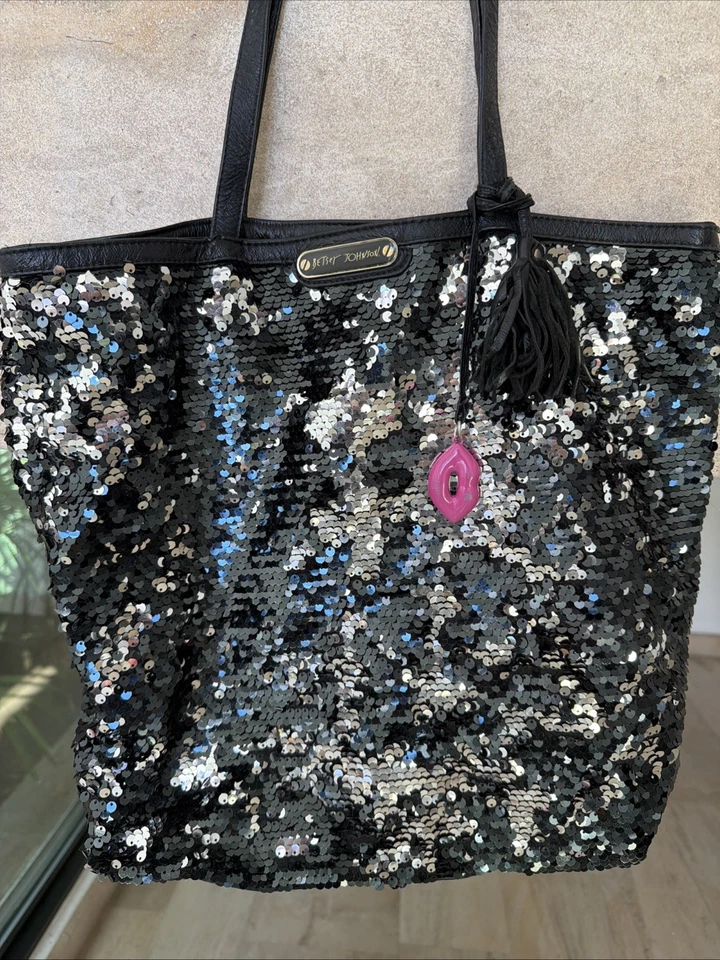 BETSEY JOHNSON Black Sequin Large Shoulder Tote Bag Metal Lip Cheetah Lining - Image 2 of 4