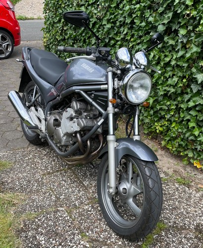 Yamaha XJ600 - Bild 2 von 4