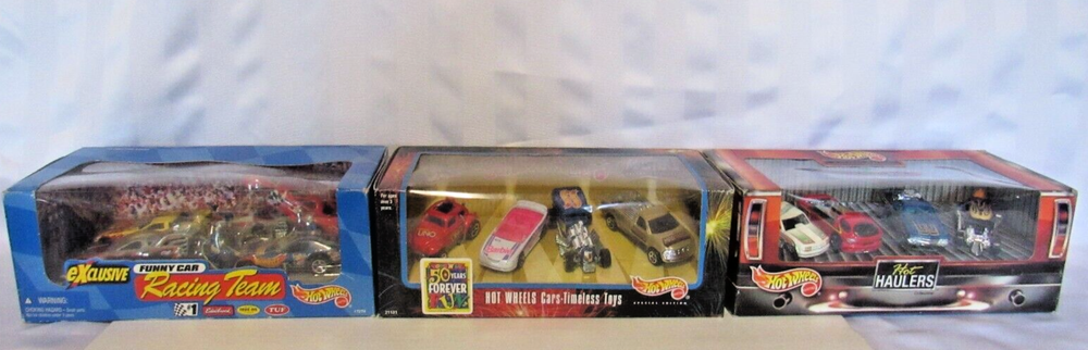 HOT WHEELS 3 SETS OF 4 CARS '97 RACING TEAM '98 50 YEARS FOREVER '99 HOT HAULERS