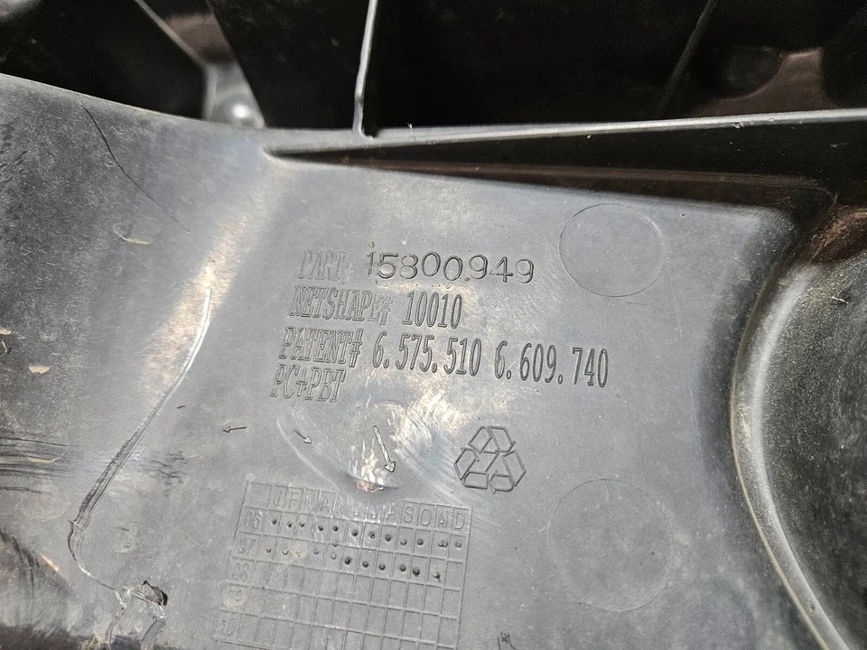 06-11 Buick Lucerne GM OEM Front Bumper Bracket Energy Impact Absorber 15800949 - Image 4 of 4