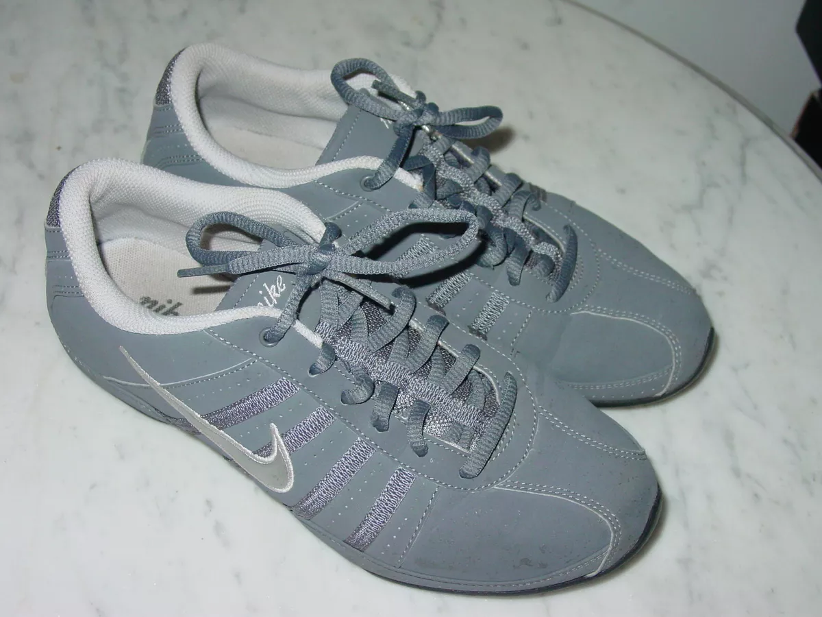 software Necklet Voorverkoop 2009 Women Nike Musique II Gray/Metallic Silver Cheer Dance Fitness Shoes Size 7 | eBay software Necklet Voorverkoop 2009 Women Nike Musique II Gray/Metallic Silver Cheer Dance Fitness Shoes Size 7 | eBay