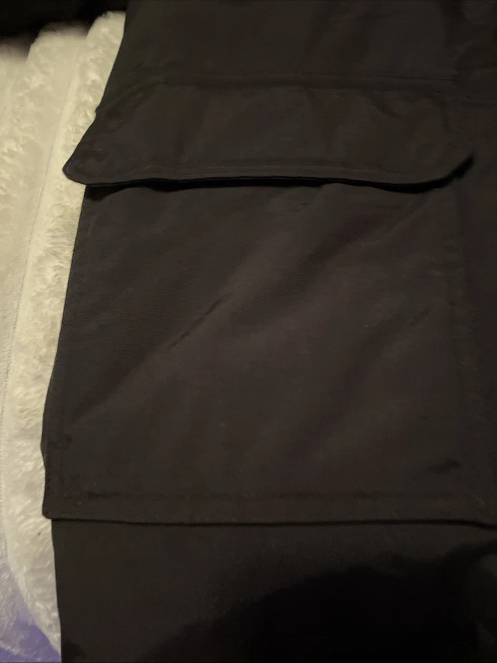 Eddie Bauer Boys Kids Large, Black, Waterproof, Heavyweight, Fur, Parka Jacket. - Image 4 of 4