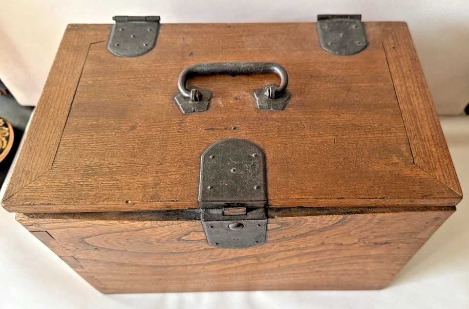 Antique Japanese Dovetailed Wood Calligraphy Writing Box with Iron Hardware - Image 2 of 4