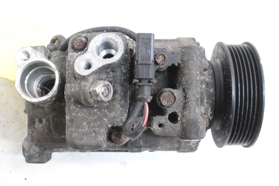 POMPA COMPRESSORE ARIA CONDIZIONATA AUDI A5 8T (2008) 3.0 TDI 8K0260805F 8K0260805F - Immagine 2 di 4