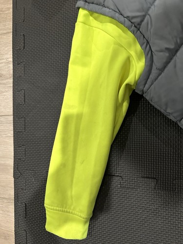 ๐ฅ Nike Size 6 and 7 Athletic Puff Jackets Zipper Up ๐ฅ - Picture 12 of 15
