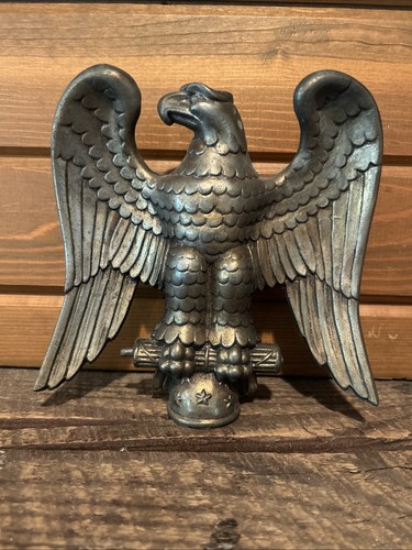 VINTAGE LARGE ALUMINUM EAGLE STATUE  FLAGPOLE TOPPER  7 IN (A2)