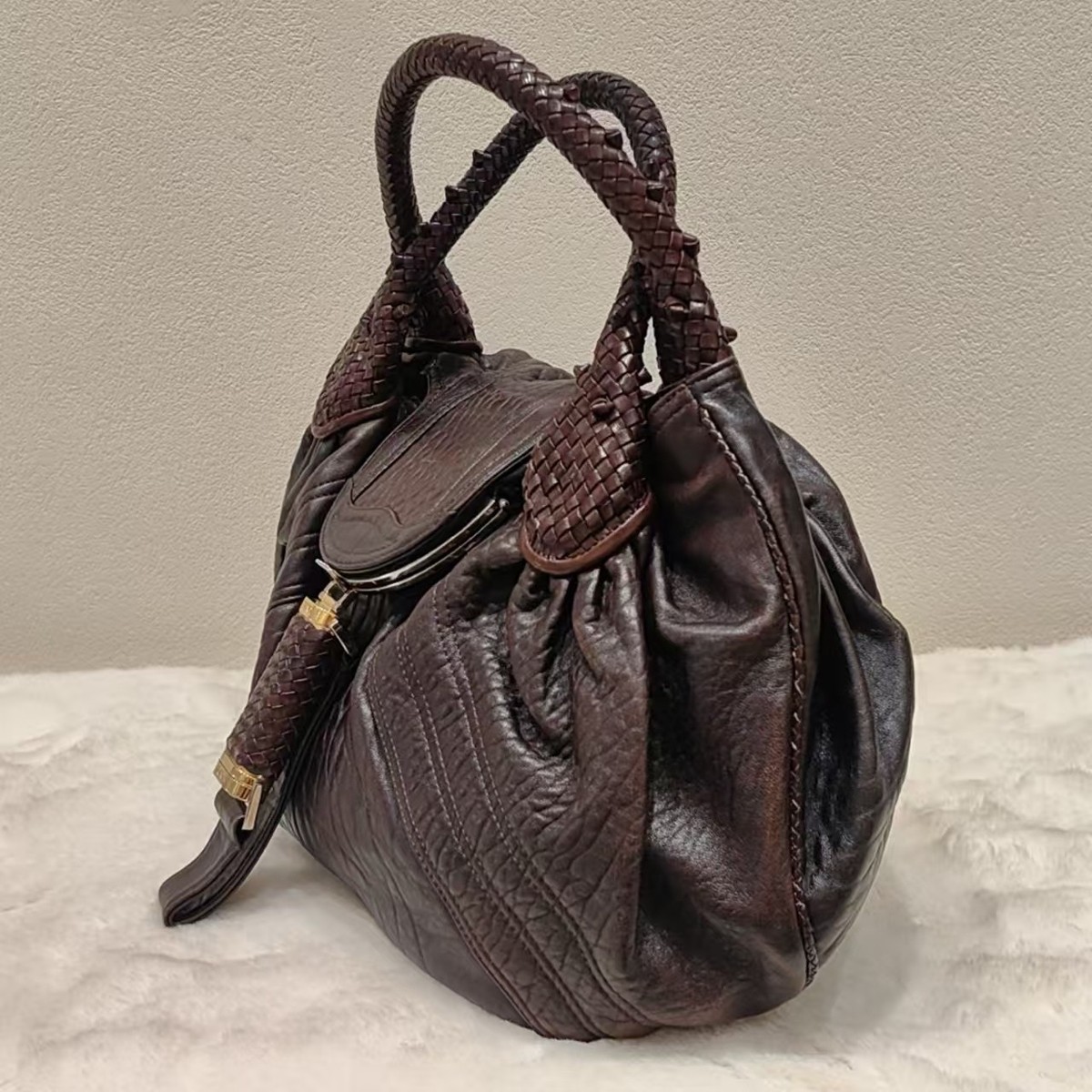 FENDI Spy Bag Leather Woven Handle Medium Handbag Brown Vintage