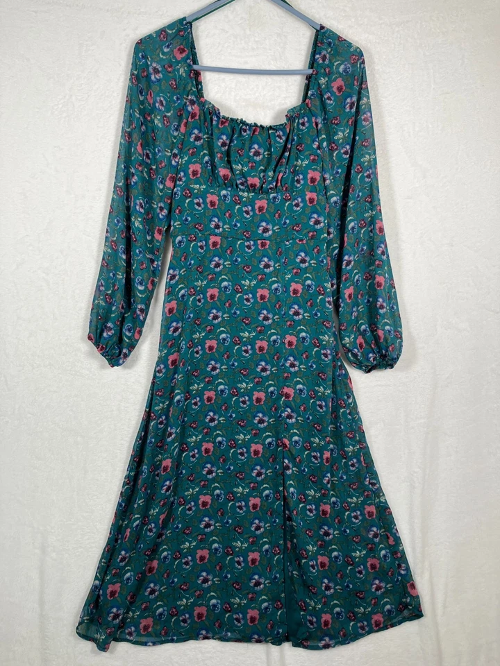 Vestido midi Francescas Empire cintura lechera talla pequeña verde floral bosque hada Foto 3 de 4