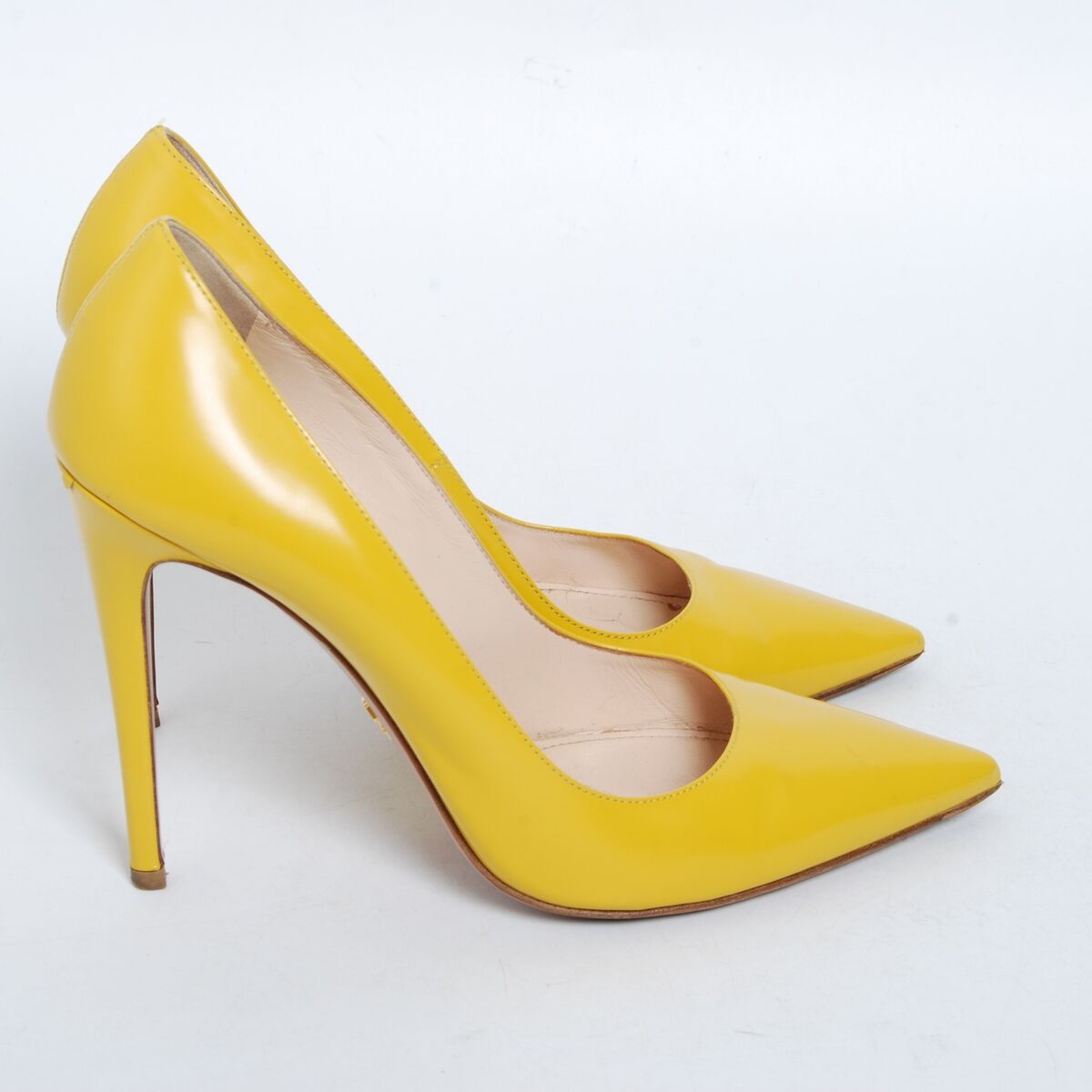 PRADA Women Yellow Pumps Patent Leather Pointed Toe Party PRADA Women Yellow Pumps Patent Leather Pointed Toe Party