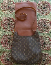 LOUIS VUITTON Musette Salsa GM Monogramm Schu...