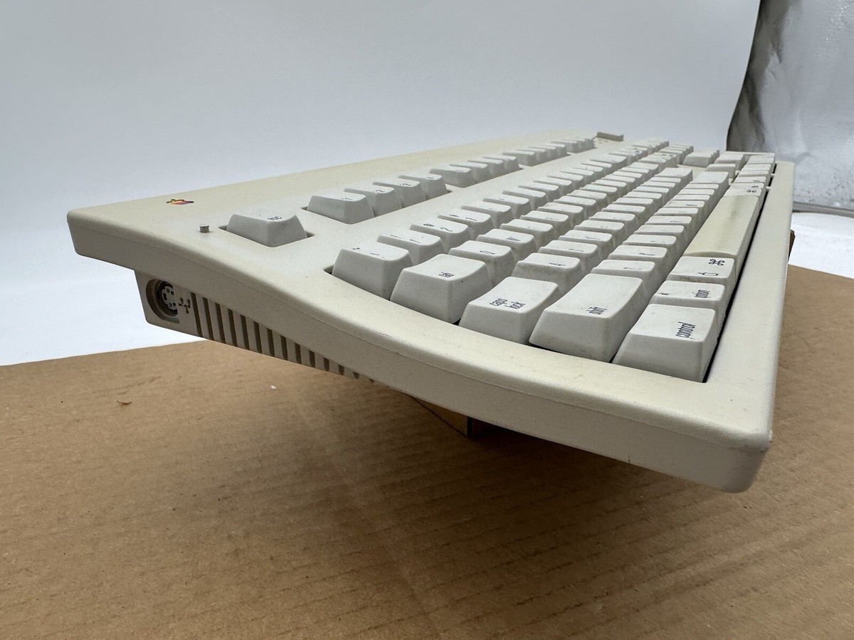 Vintage 1989 Apple Extended Keyboard II M3501 - Untested Parts or
