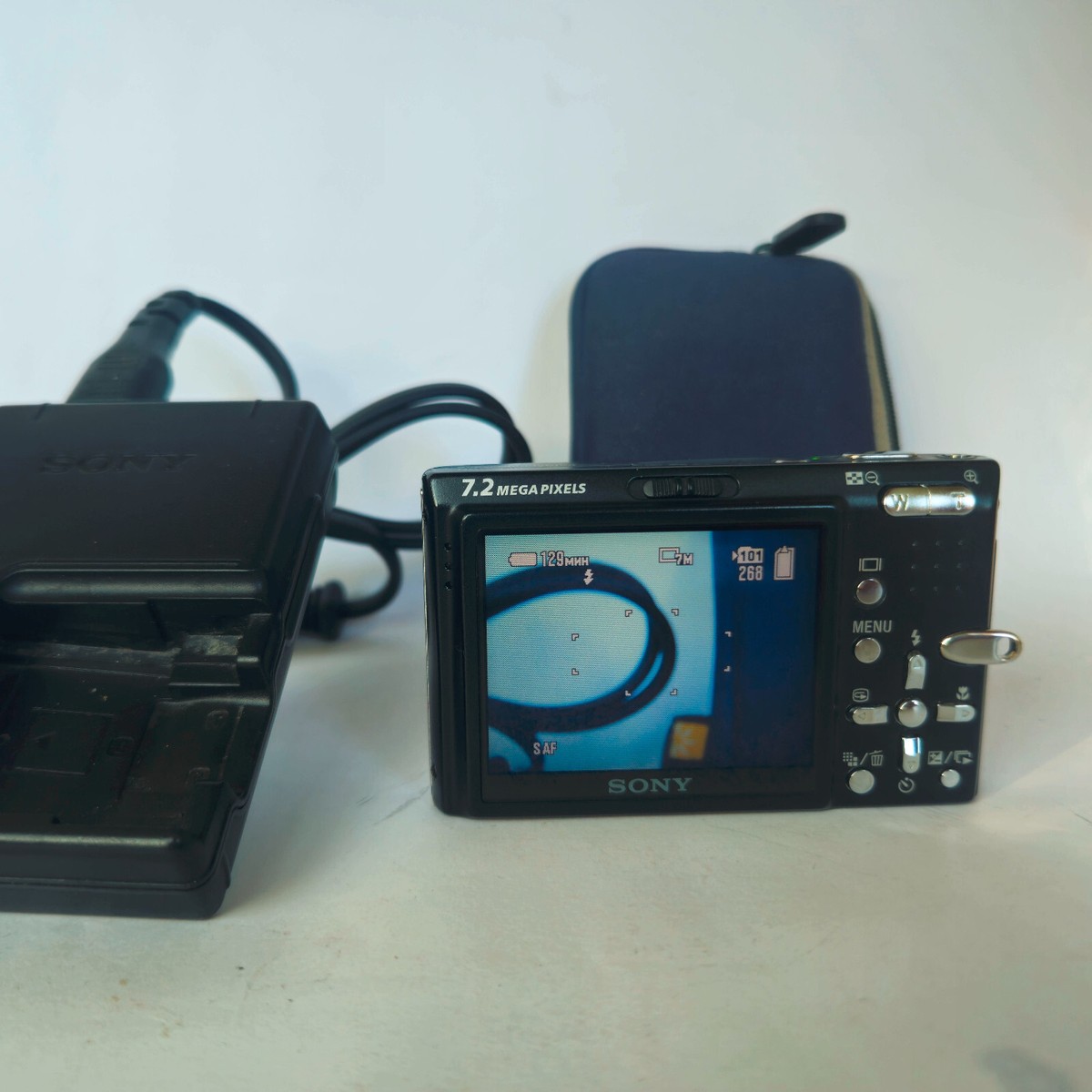 Sony Cybershot DSC-T10 Digital Camera Photo 7.2 megapixels Japan