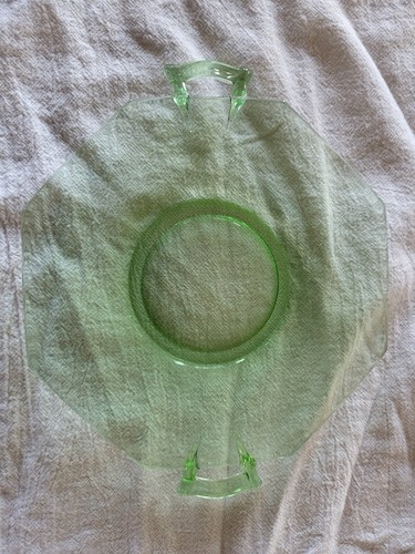 Octagon Green Depression Glass 6.5" Plate With Handles - Picture 2 of 3
