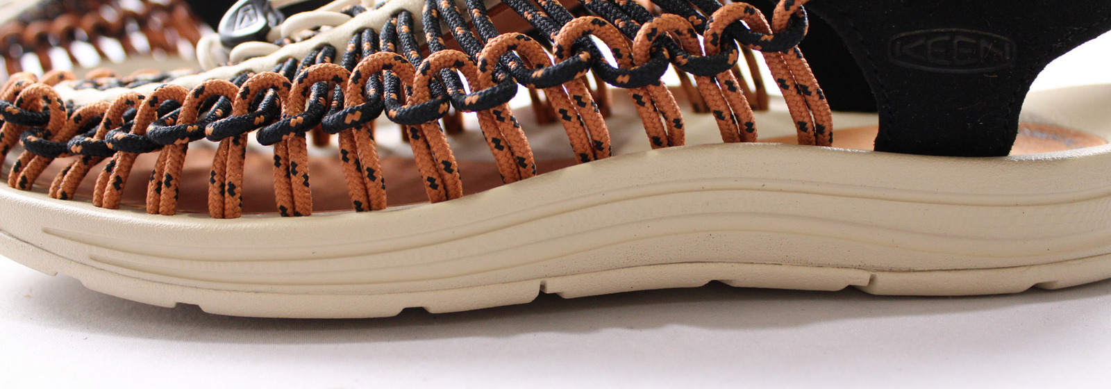 Sneaker elastiche all'aperto KEEN x END per tutti i generi UNEEK CD4 beige taglia US:M10.5 W12