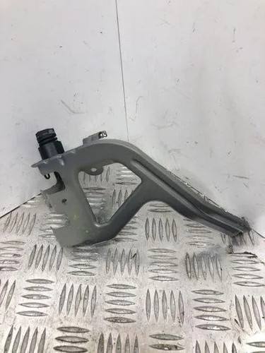 BMW 5 F10 Kotflügelhalter vorne links 2.00 Diesel 135kw 2011 22994483