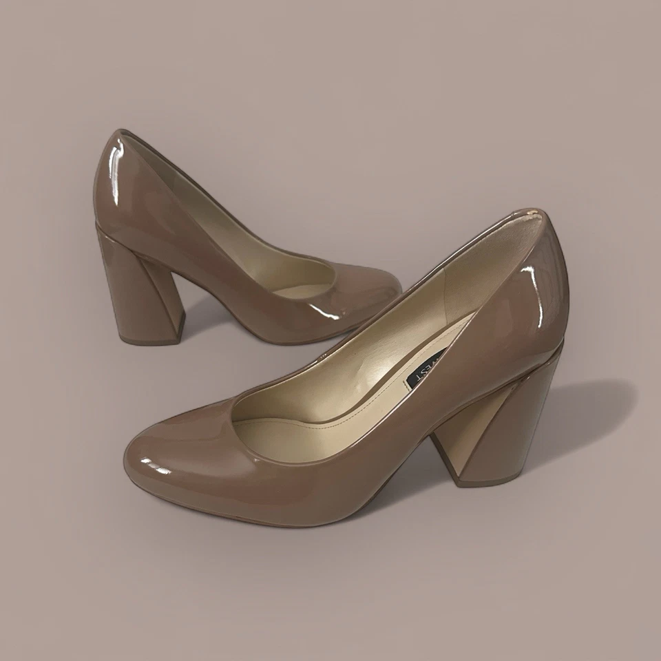 Zapatos de salón Nine West para mujer Yunip de charol tostado talla 6,5 tacones de bloque Foto 3 de 4