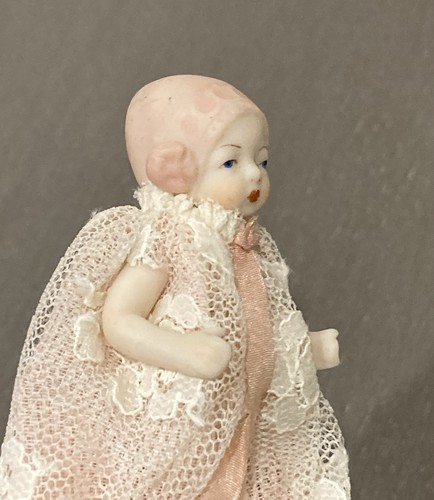 Dated 1973 Artisan Porcelain Doll 2.5” Signed DH Victorian Dollhouse Baby Dress - Picture 5 of 9
