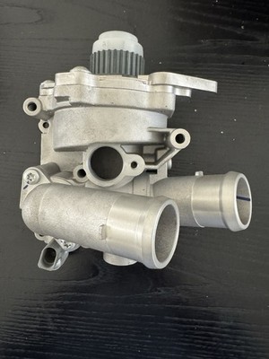 Borgward BX7 Kühlwasserpumpe+Thermostatsatz. Originalteil NEU