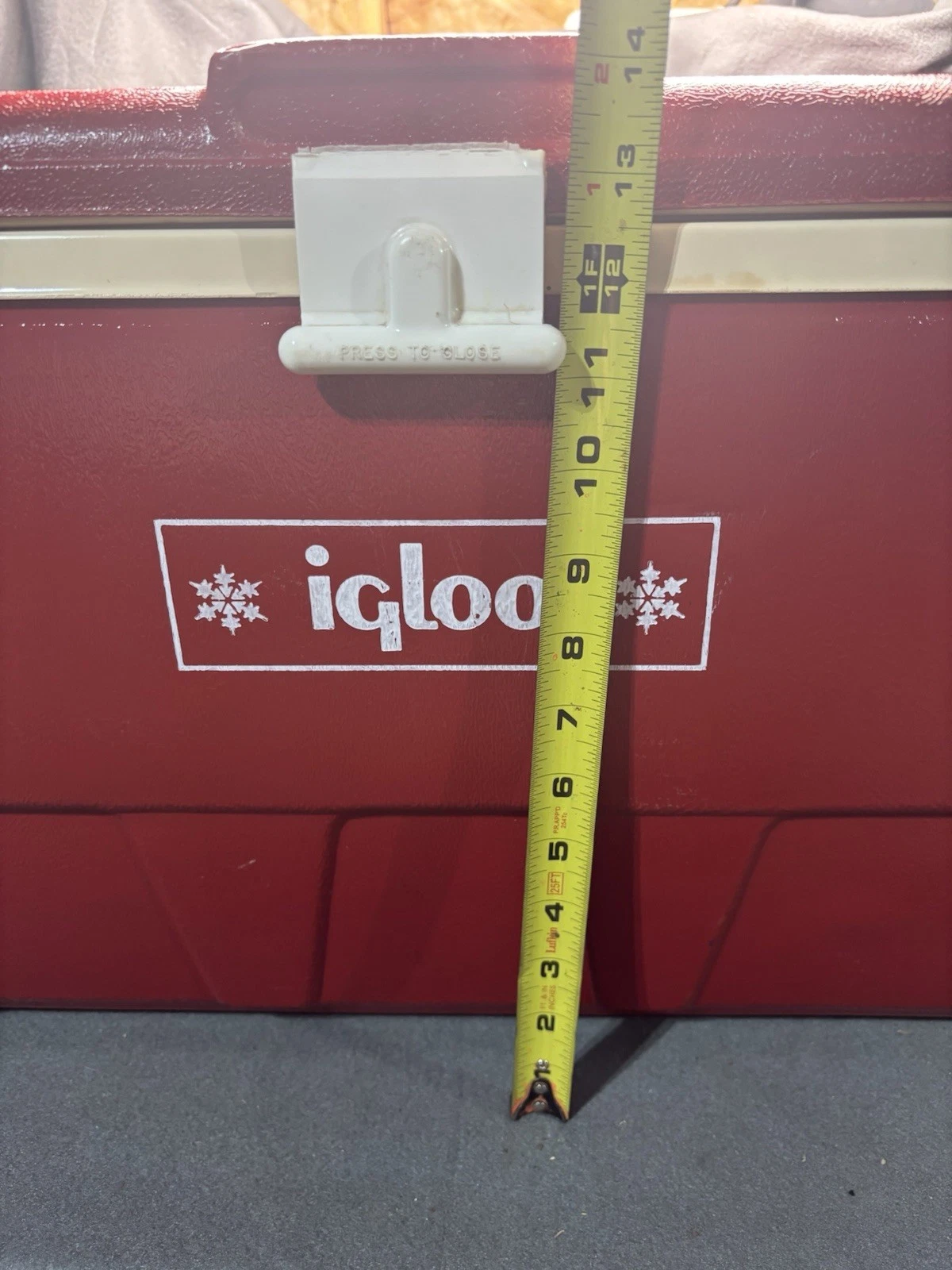 Vintage Igloo 48 Quart Cooler Red White Handles - Good Condition