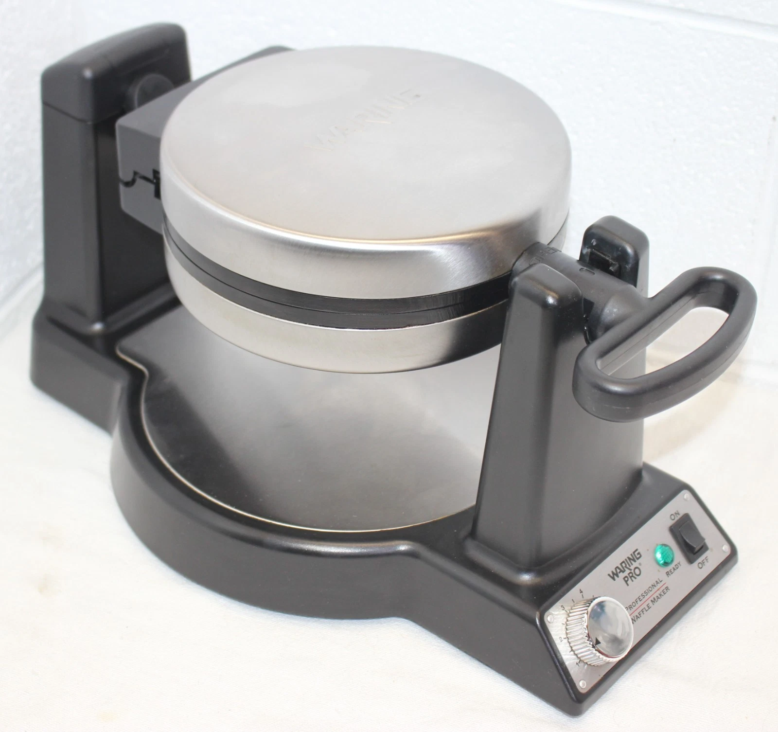 Waring Pro Belgian Professional Waffle Maker WWM450 Tested! NO SCRATCHES! !