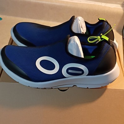Oofos OOMG Sport Men Slip-On Casual Shoes Navy White Black  display picture 2