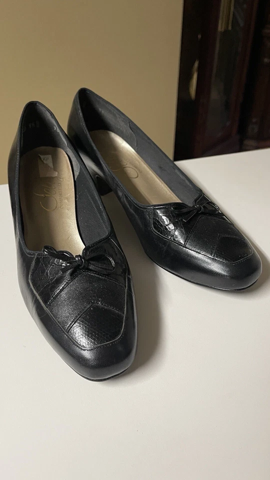 Vintage Selby women’s black leather loafers shoes size 9.5 - Image 3 of 4