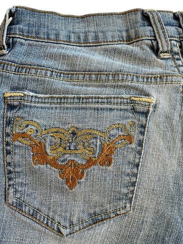 South Pole Jeans Embroidered Girls SZ 9 Medium Wash Blue Jeans Straight Cut - Picture 8 of 15