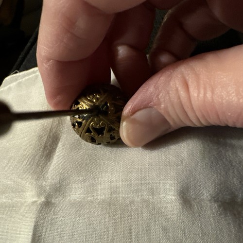 Victorian Hatpin Antique Ornate 1" metal Scroll ball head 3”.5 " shank Brass - Picture 4 of 5