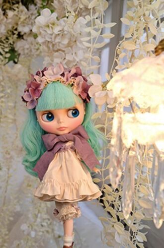 Muñeca Hasbro CWC Neo Blythe Flowergirl of Happiness - Imagen 4 de 15